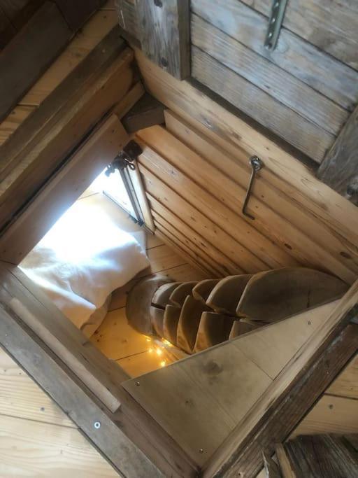 Nuit Insolite - La Cabane Du Haut-Doubs Les Gras Exterior photo